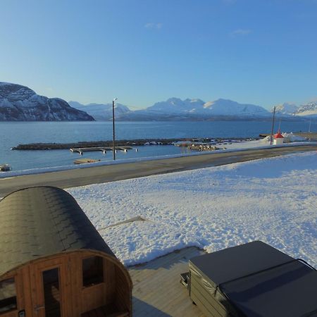 Alpan Apartments, Lyngenfjord Olderdalen エクステリア 写真