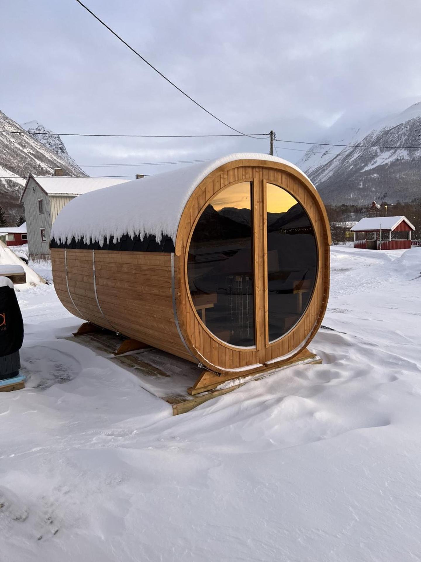 Alpan Apartments, Lyngenfjord Olderdalen エクステリア 写真
