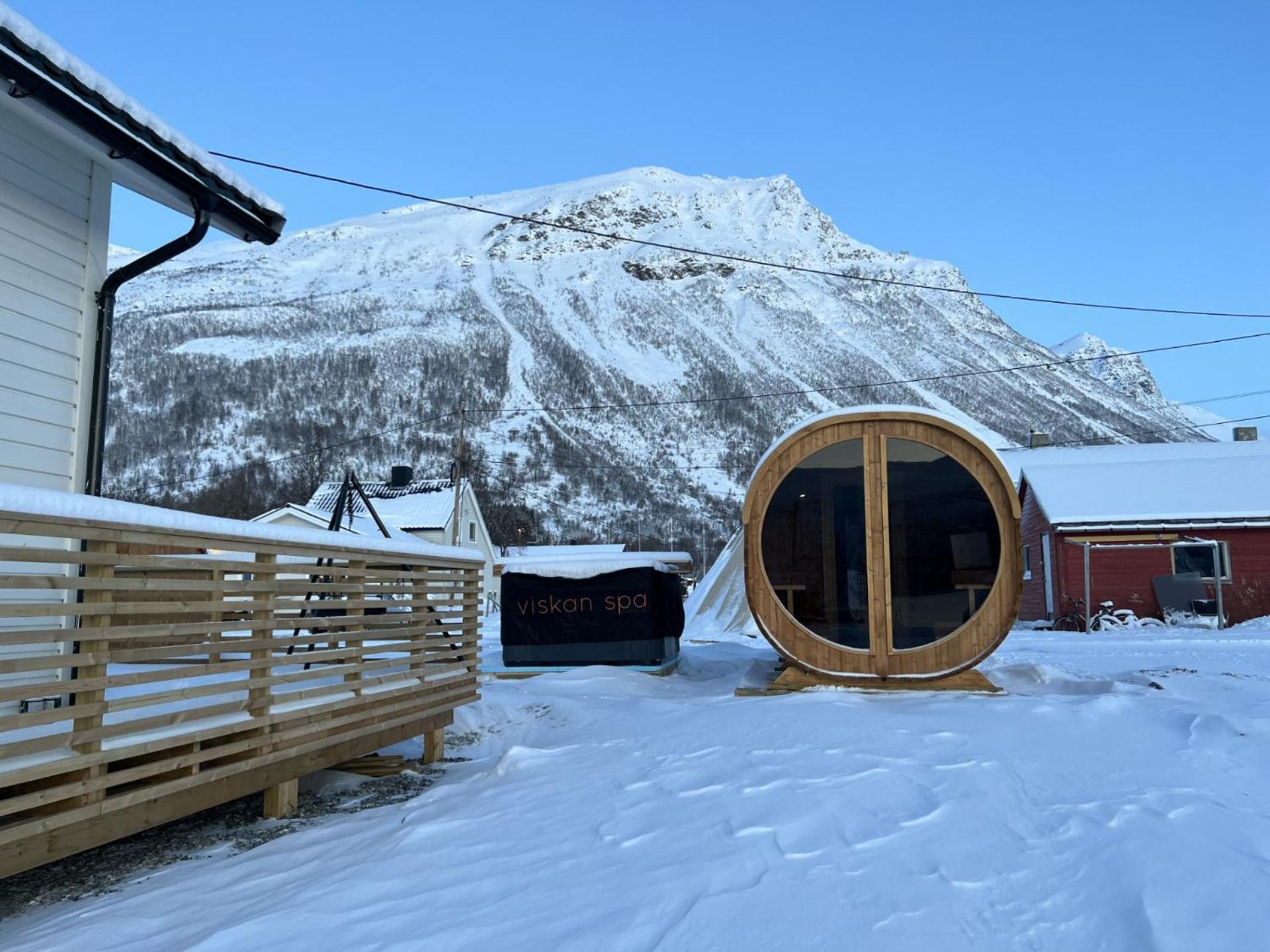 Alpan Apartments, Lyngenfjord Olderdalen エクステリア 写真