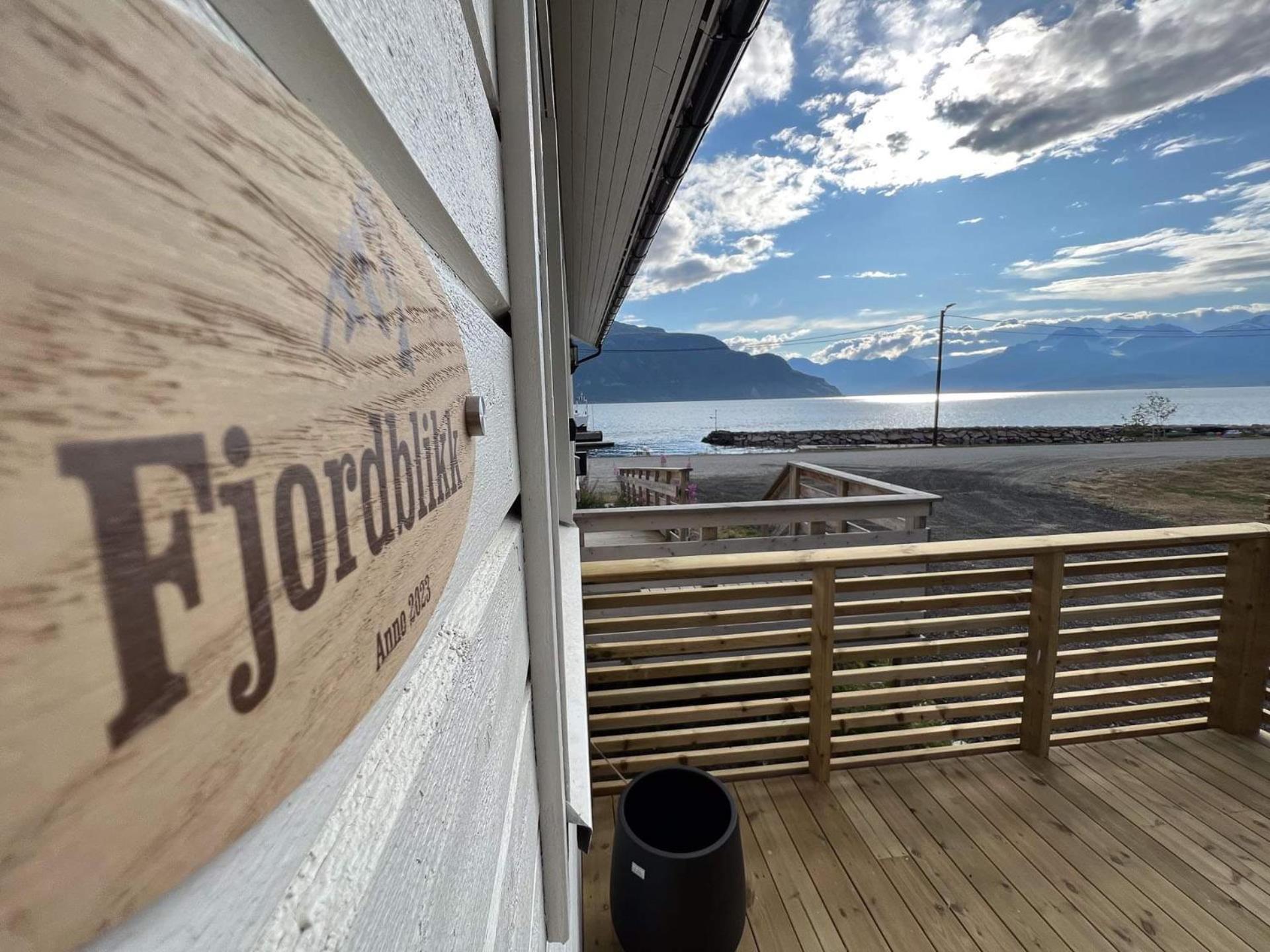 Alpan Apartments, Lyngenfjord Olderdalen エクステリア 写真