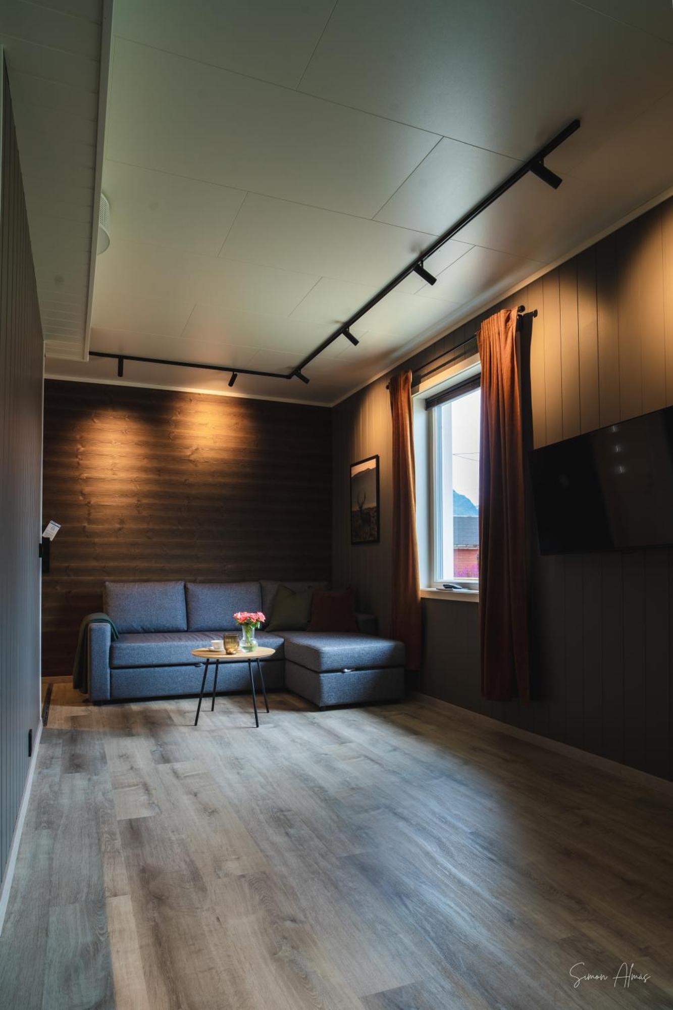 Alpan Apartments, Lyngenfjord Olderdalen エクステリア 写真