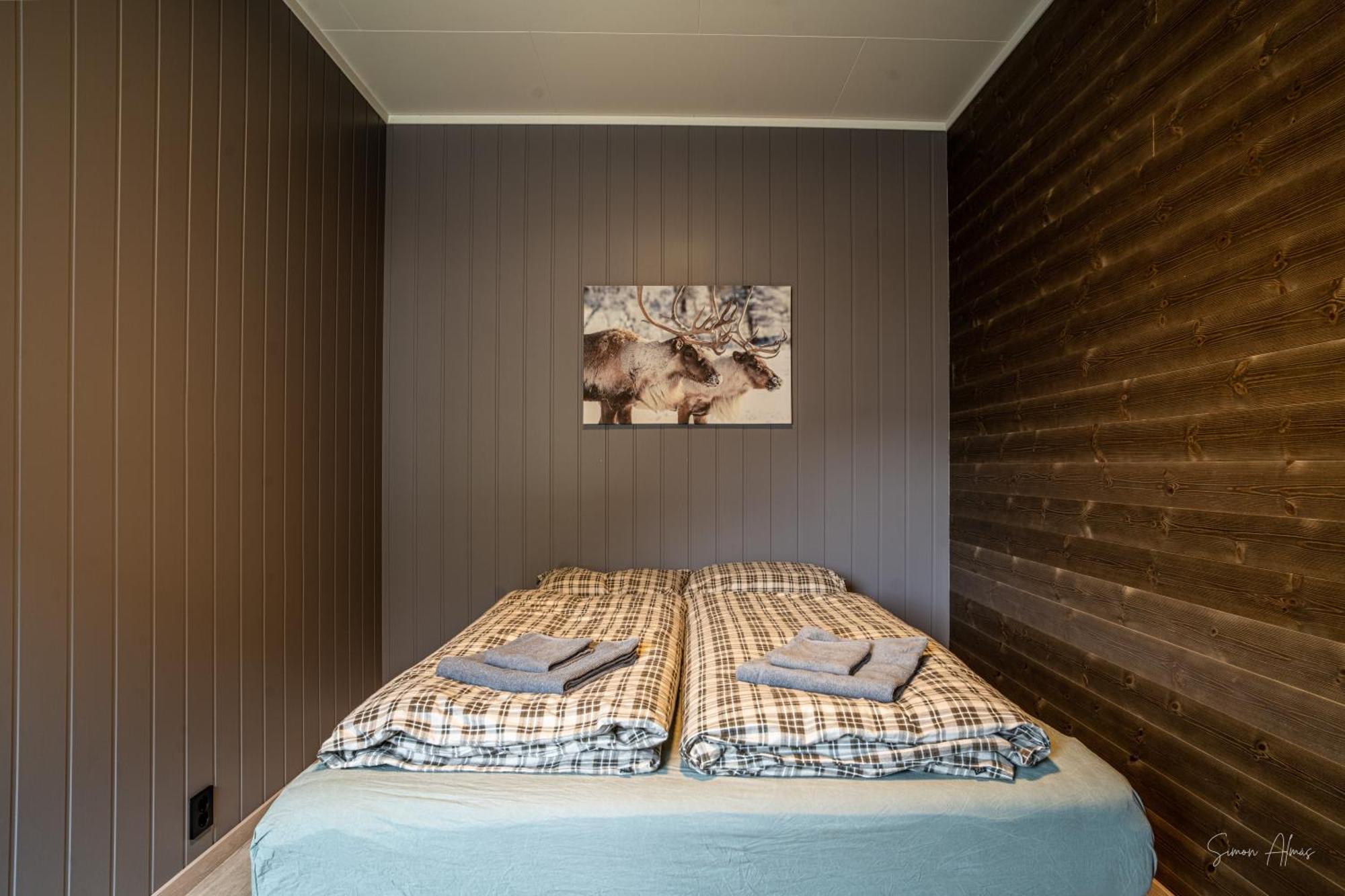 Alpan Apartments, Lyngenfjord Olderdalen エクステリア 写真
