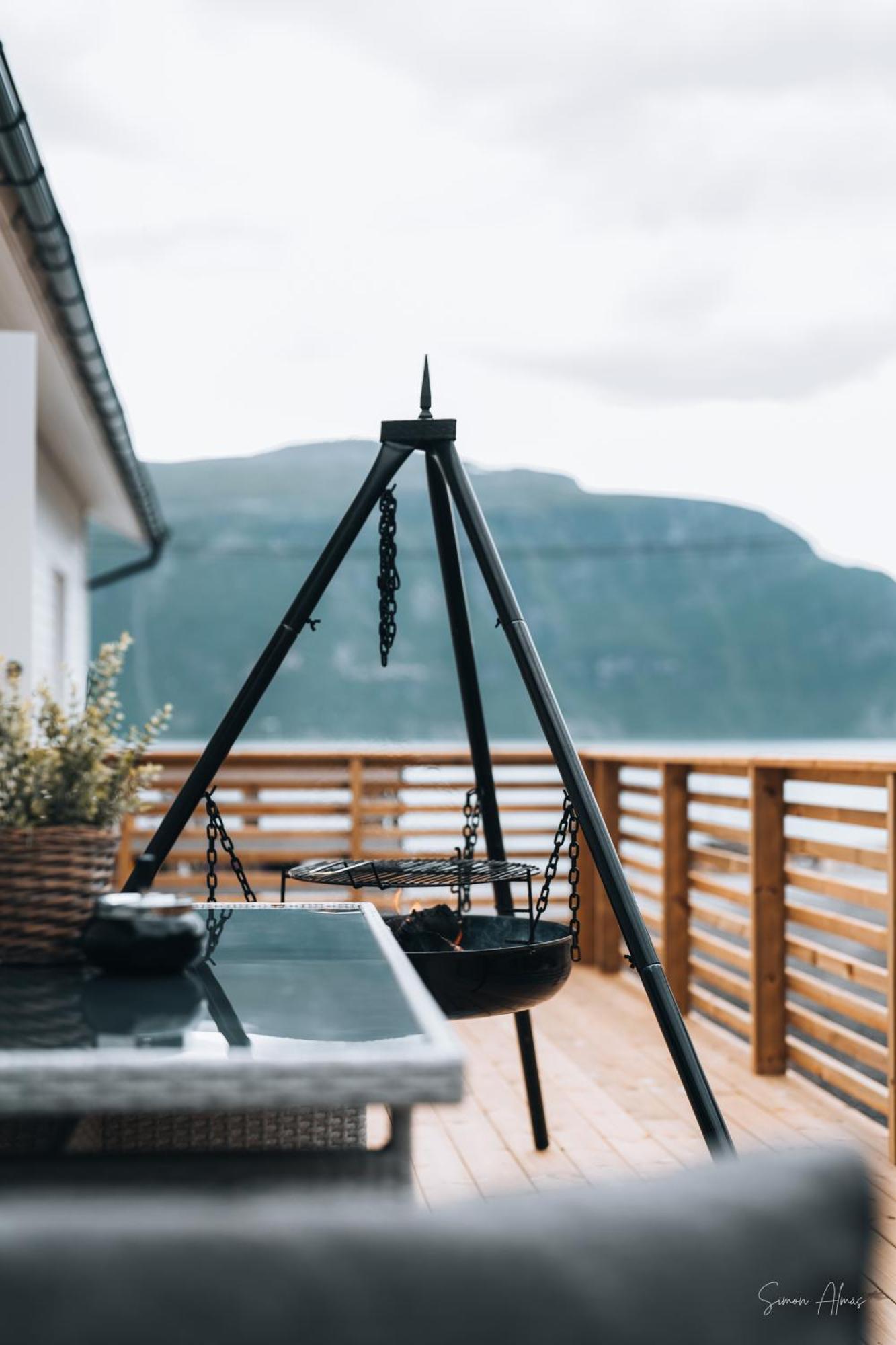 Alpan Apartments, Lyngenfjord Olderdalen エクステリア 写真