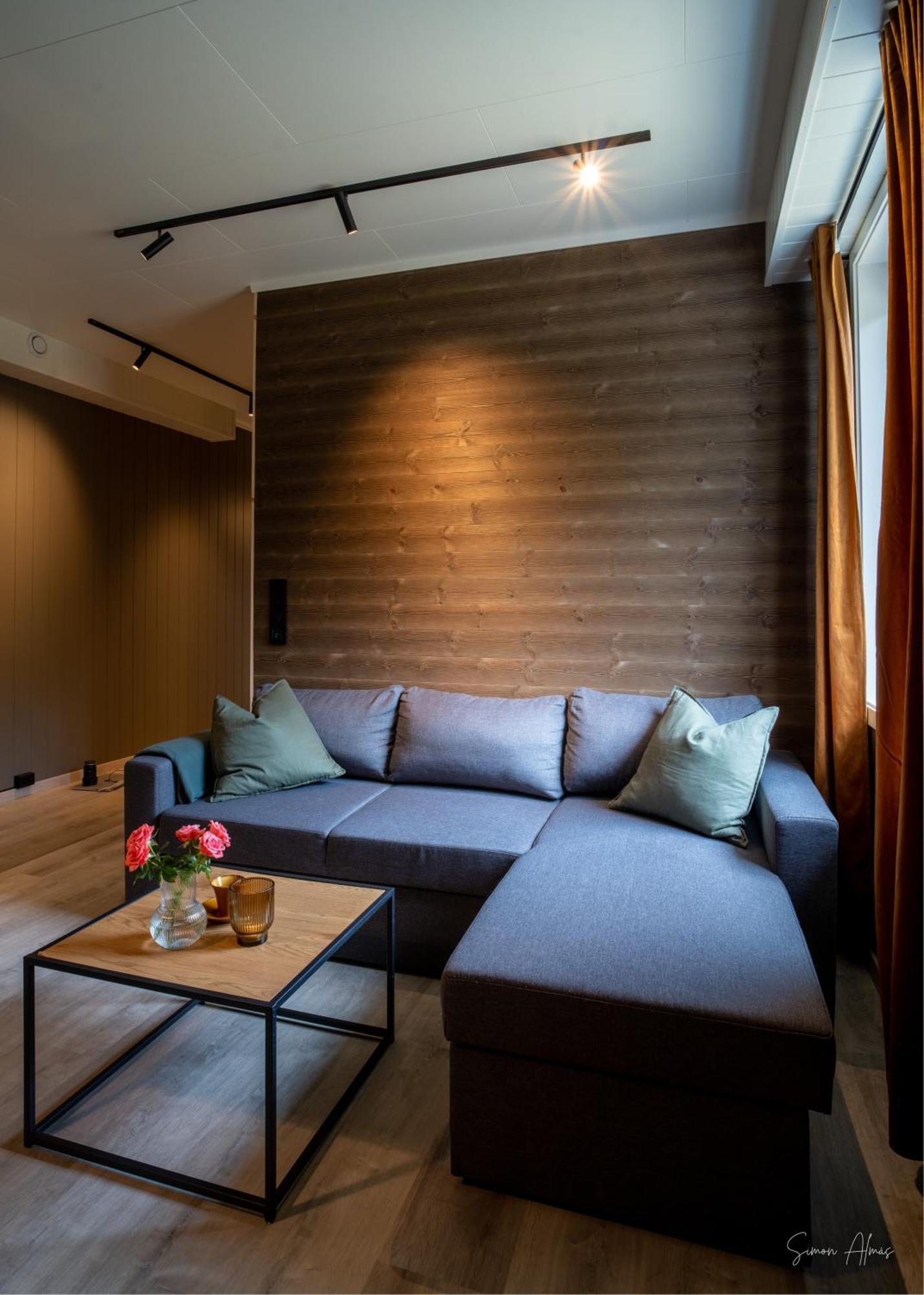 Alpan Apartments, Lyngenfjord Olderdalen エクステリア 写真