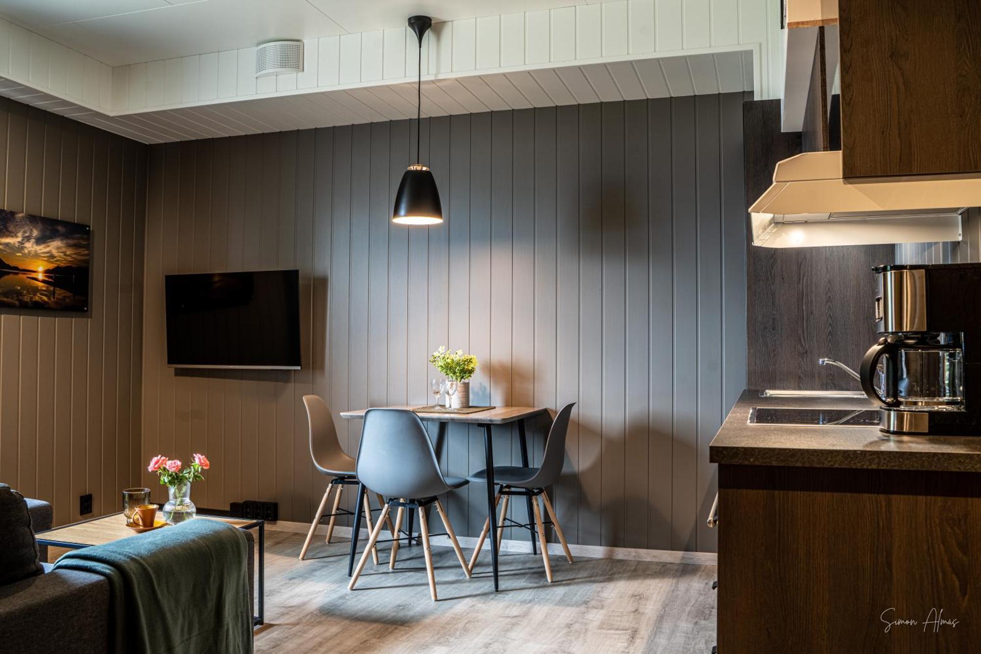Alpan Apartments, Lyngenfjord Olderdalen エクステリア 写真
