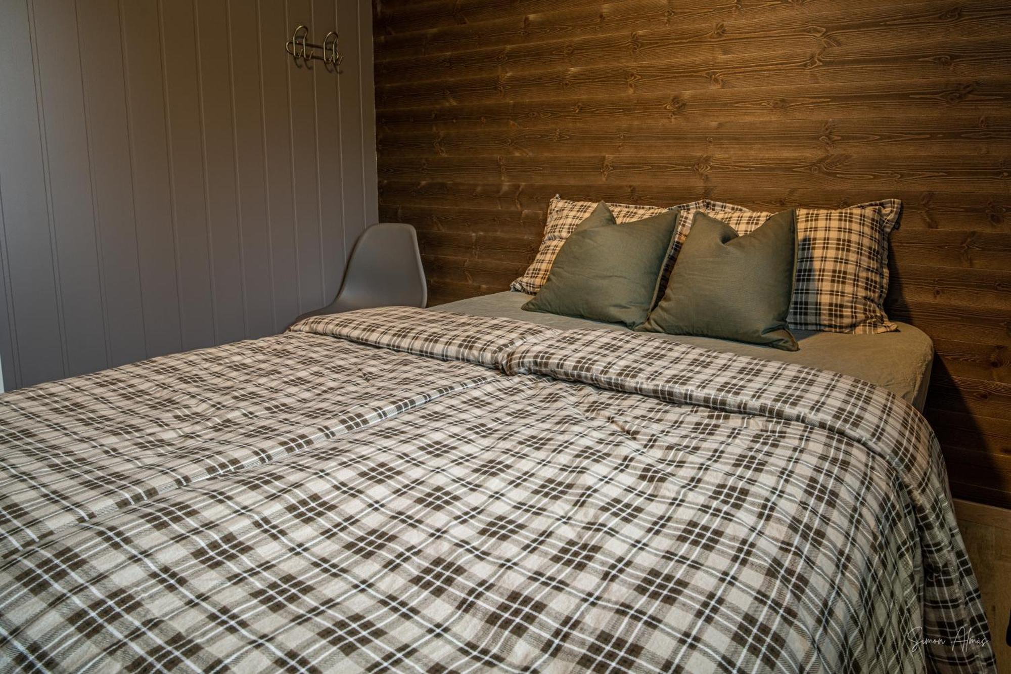 Alpan Apartments, Lyngenfjord Olderdalen エクステリア 写真
