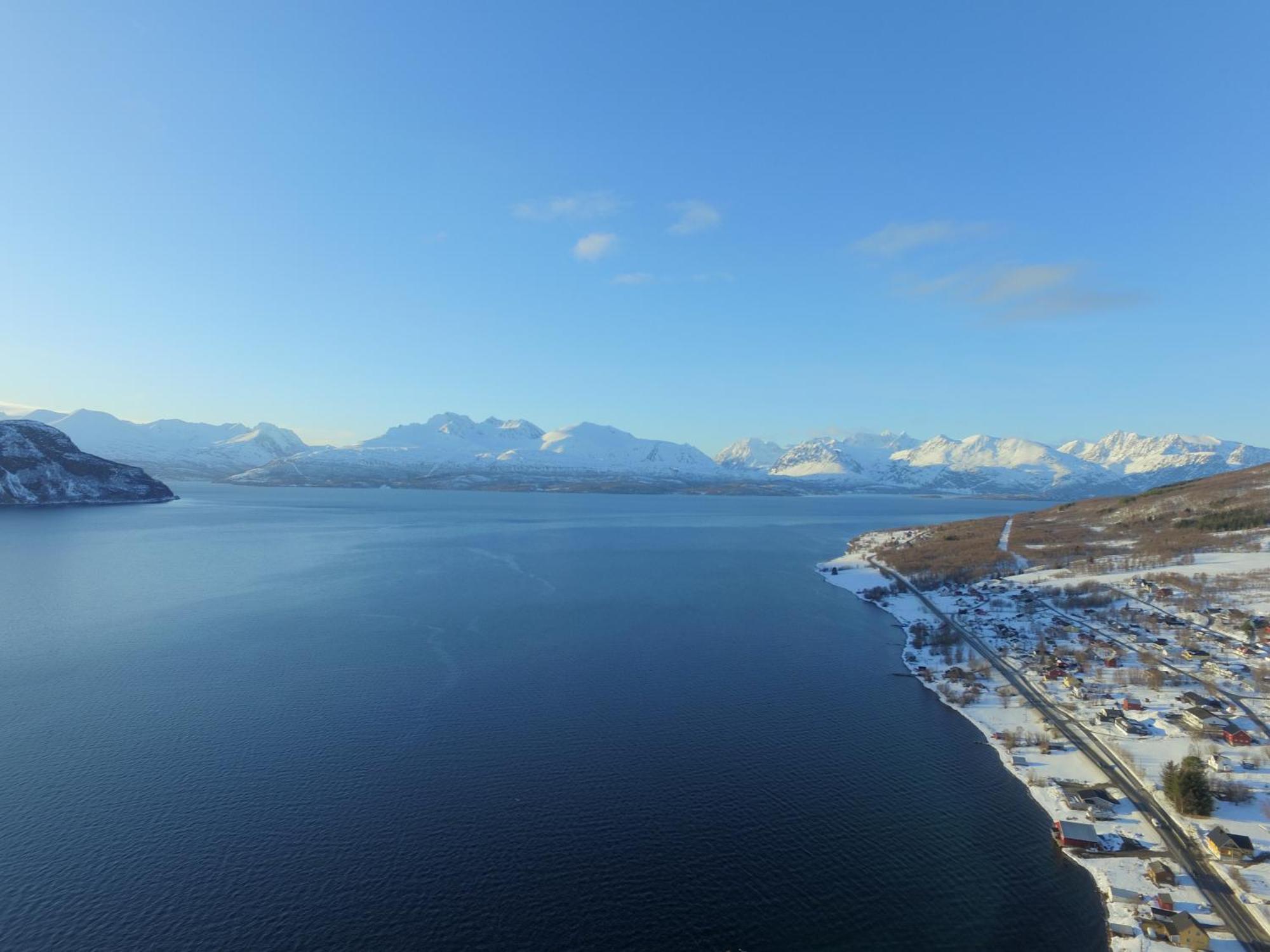Alpan Apartments, Lyngenfjord Olderdalen エクステリア 写真